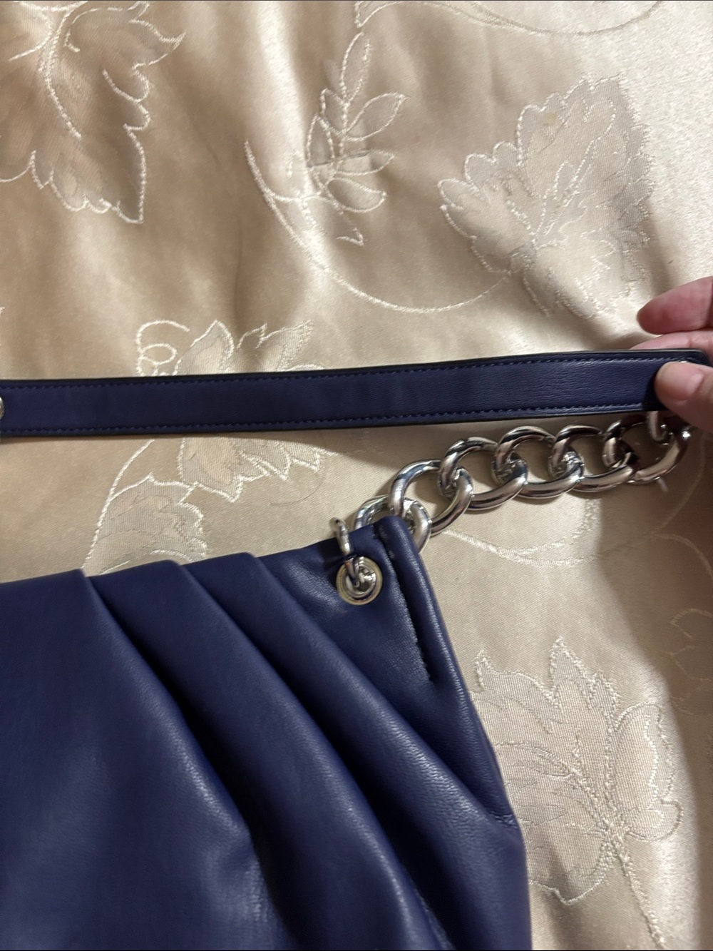 Kendall & Kylie Navy Blue Leather Chain-Handle Shoulder Bag - Picture 4 of 7